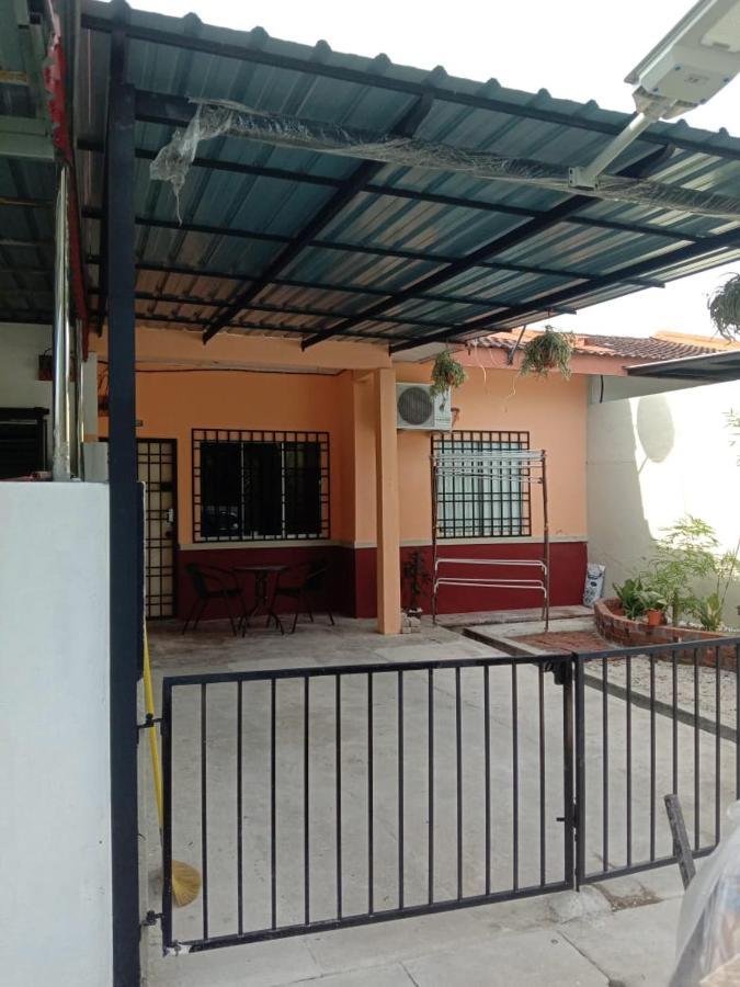 Homestay Tok Abah سيري إسكندر المظهر الخارجي الصورة